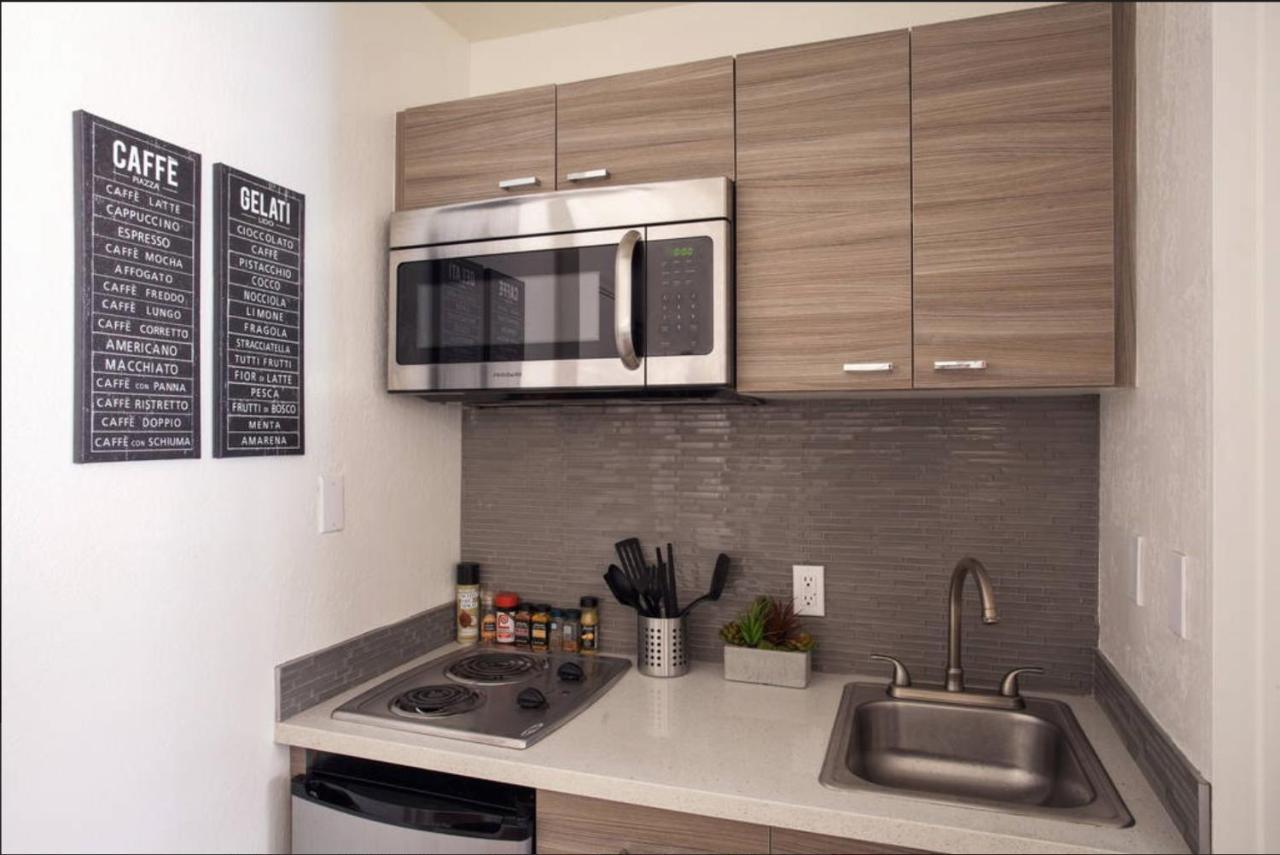 Hollywood Deluxe Suites ลอสแอนเจลิส ภายนอก รูปภาพ
